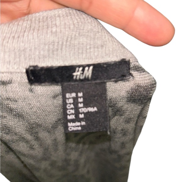 H&M cardigan/coverup - Picture 3 of 5